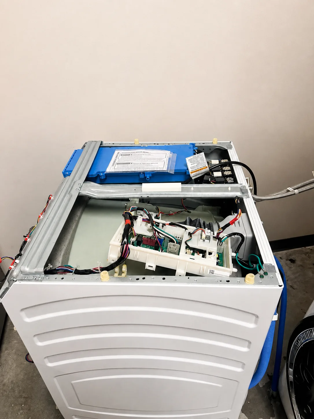 Main control board diagnosis on a GE GFW550SSN5WW washer
